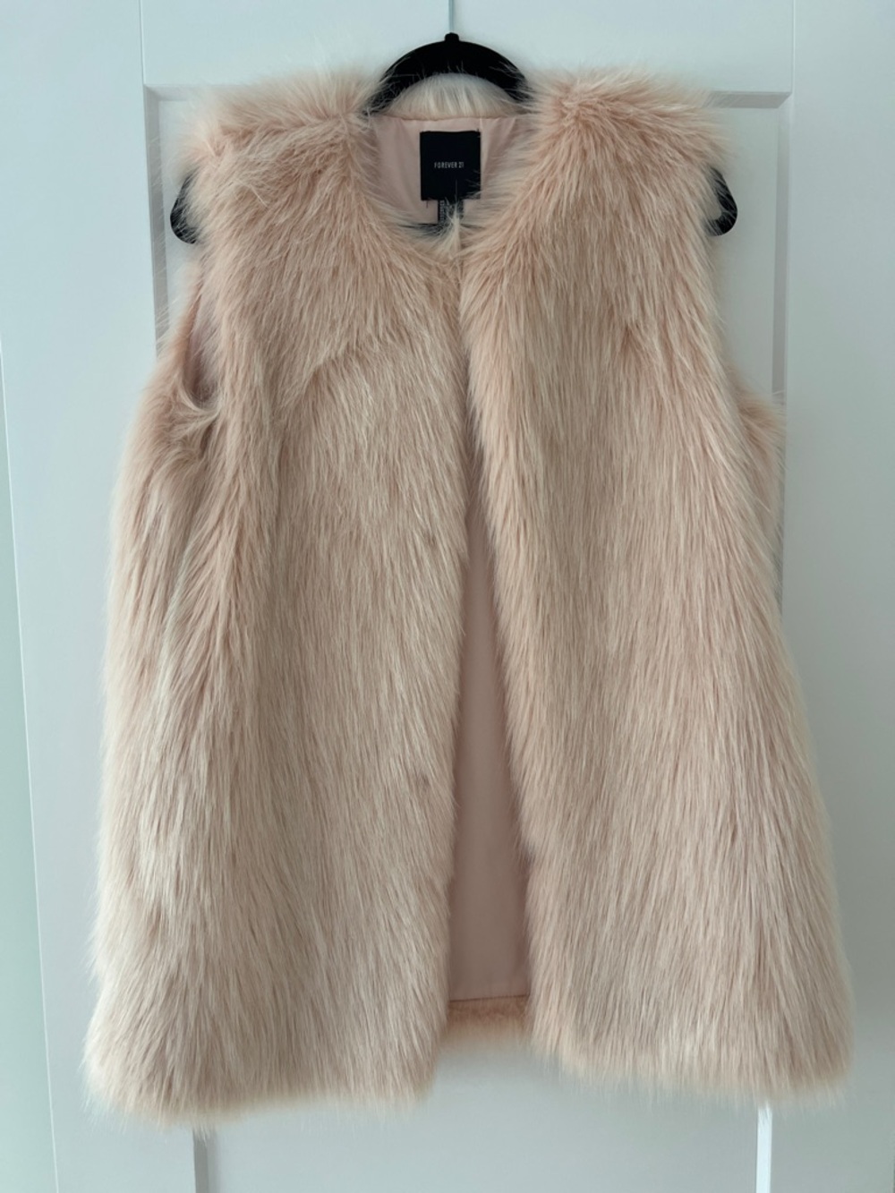 Forever 21 Blush Faux Fur Sleeveless Vest